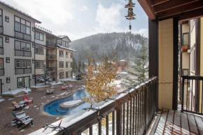 Deluxe Fraser Crossing Founders Pointe Condo with Ski Storage and washer dryer condo